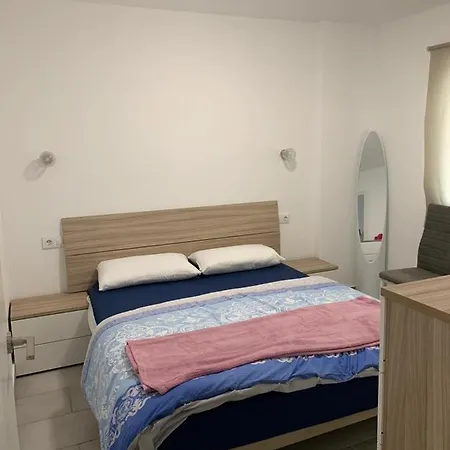 Gemelos Apartamento *