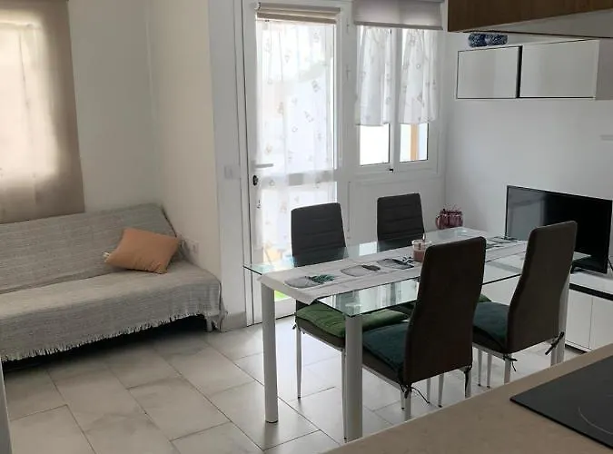 Gemelos Apartamento *