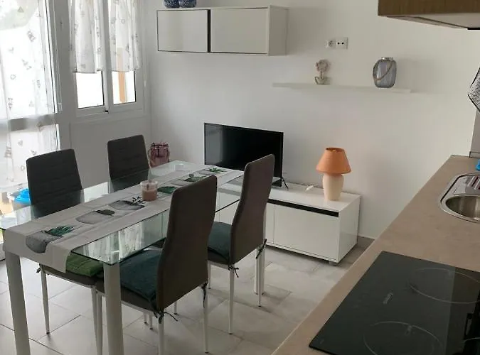 Gemelos Costa De Antigua